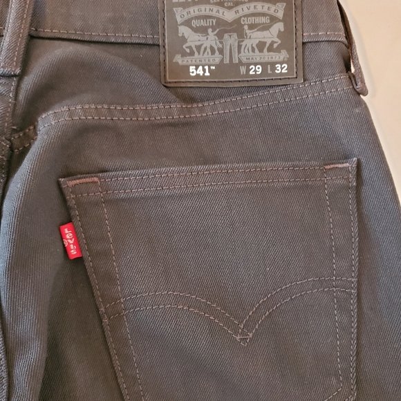Selling Men's Levi's Navy Blue/Grey Jeans - Picture 9 of 10